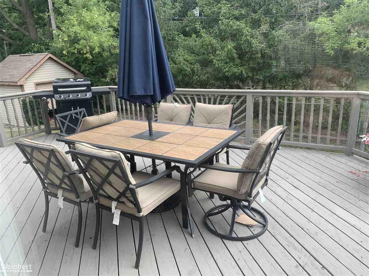 927 Bolinger Street Rochester, MI 48307 - Photo 28 of 29 50018703-33.JPG