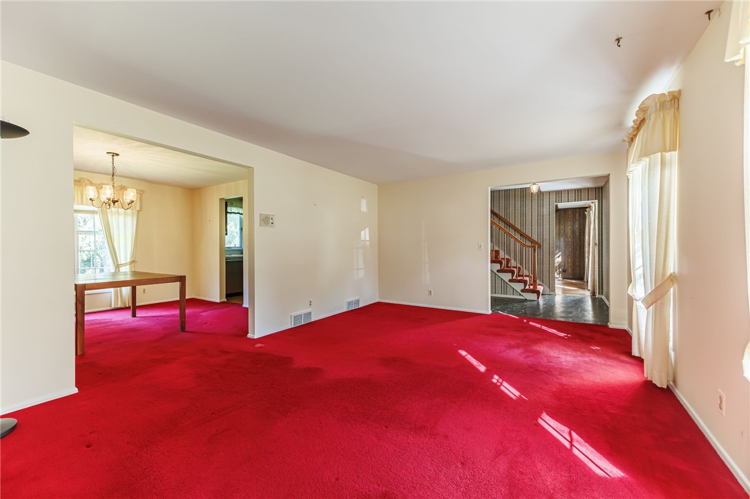 10 Barnfield Road Henrietta, NY 14534 - Photo 13 of 36 Gallery Image 13