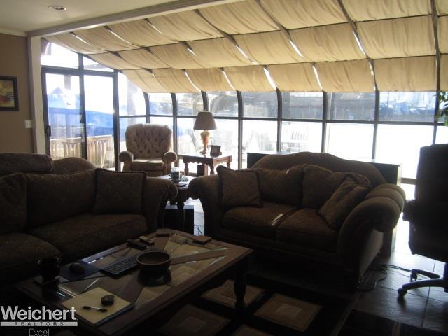 31784 North River Road Harrison Township, MI 48045 - Photo 37 of 66 31343983-36.JPG