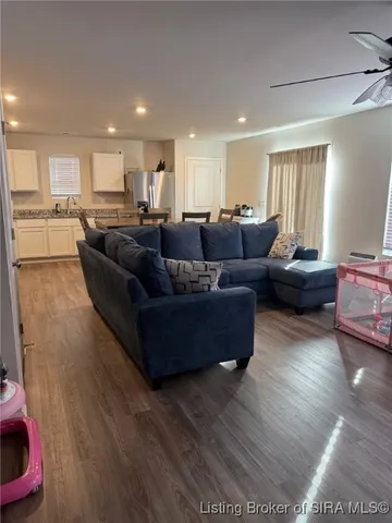 $2,100 | 410 Springville Drive, Charlestown, IN 47111