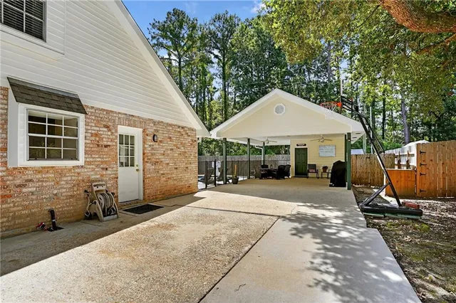 $395,000 | 665 Plantation Boulevard, Mandeville, LA 70448