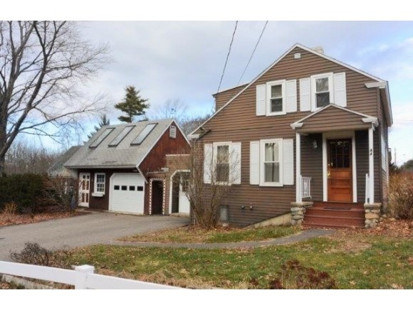44 Lowell Street Rochester, NH 03867 - Photo 1 of 1