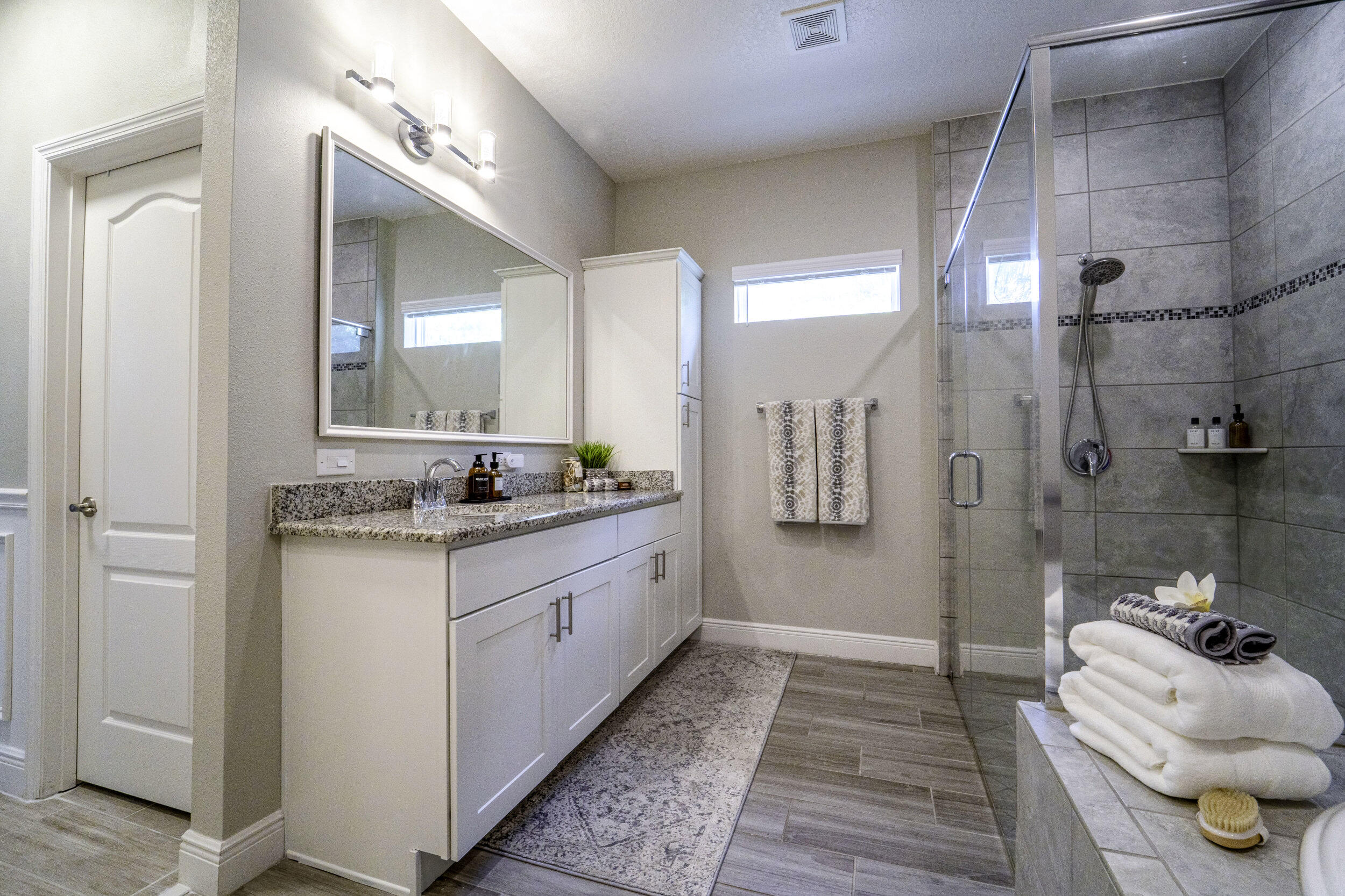 6920 Northwest Jorgensen Road Port St. Lucie, FL 34983 - Photo 24 of 56 31_primary bathroom