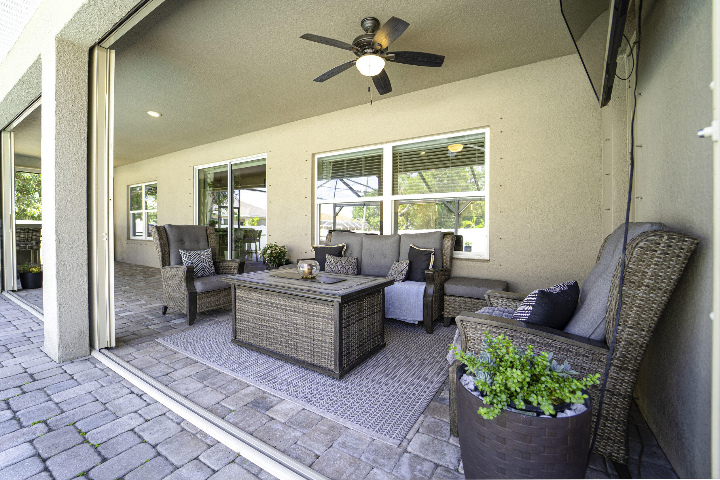 6920 Northwest Jorgensen Road Port St. Lucie, FL 34983 - Photo 41 of 56 49_back yard