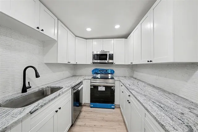 $475,000 | 2162 Barcelona Drive, Clearwater, FL 33764