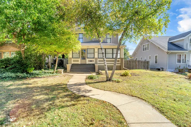 $229,000 | 878 South Wildwood Avenue, Kankakee, IL 60901