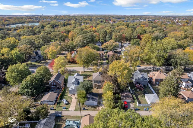 $229,000 | 878 South Wildwood Avenue, Kankakee, IL 60901