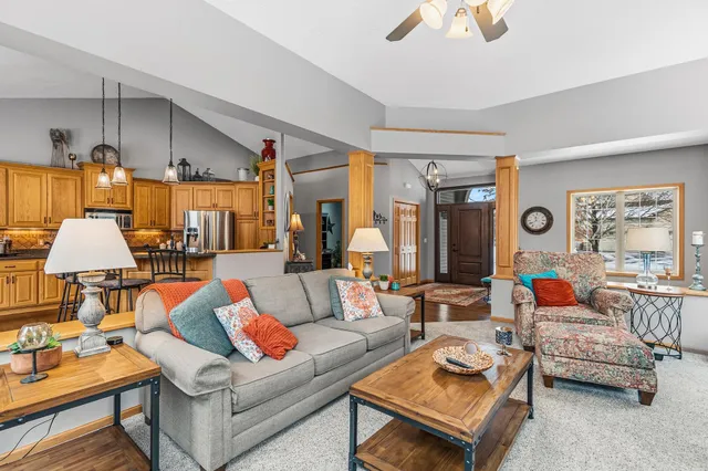 $650,000 | 1559 Stoneybrook Drive, Lino Lakes, MN 55038