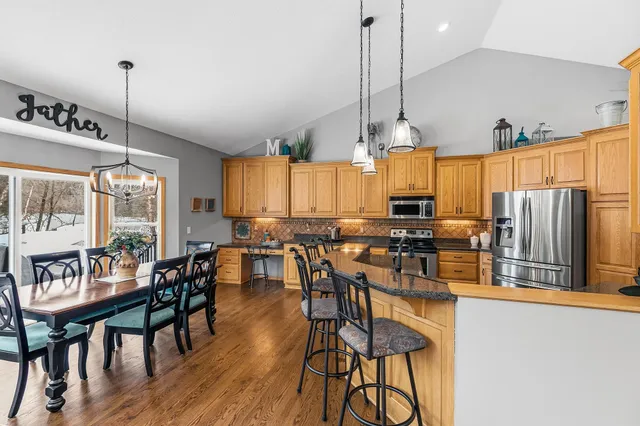 $650,000 | 1559 Stoneybrook Drive, Lino Lakes, MN 55038