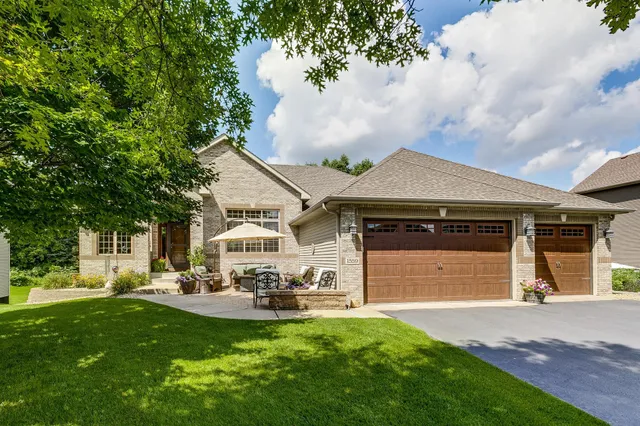 $650,000 | 1559 Stoneybrook Drive, Lino Lakes, MN 55038