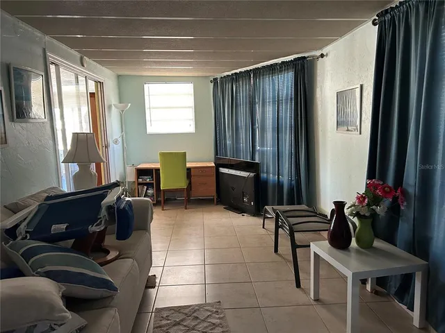 $198,900 | 4775 Tri Par Drive, Sarasota, FL 34234