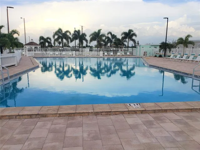 $198,900 | 4775 Tri Par Drive, Sarasota, FL 34234