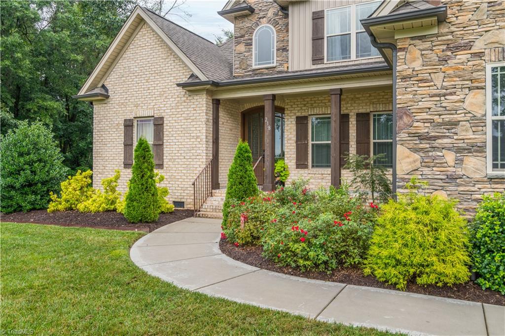 218 Hillcrest Drive Advance, NC 27006 - Photo 2 of 35