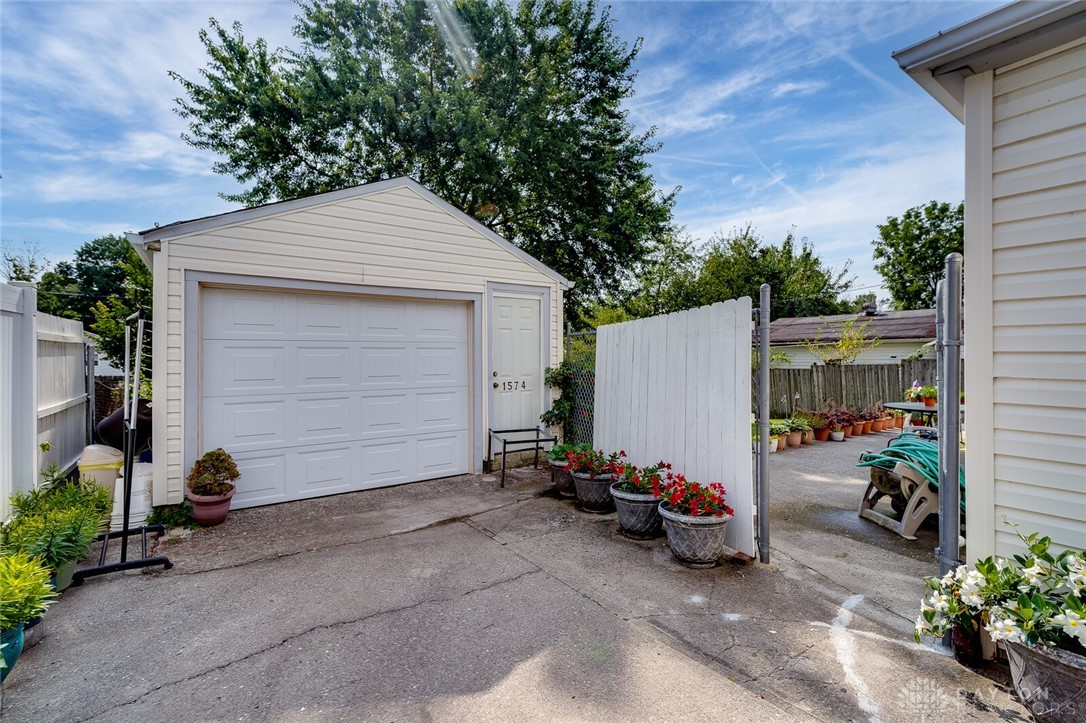 1574 Seabrook Road Dayton, OH 45432 - Photo 22 of 24 Gallery Image 22