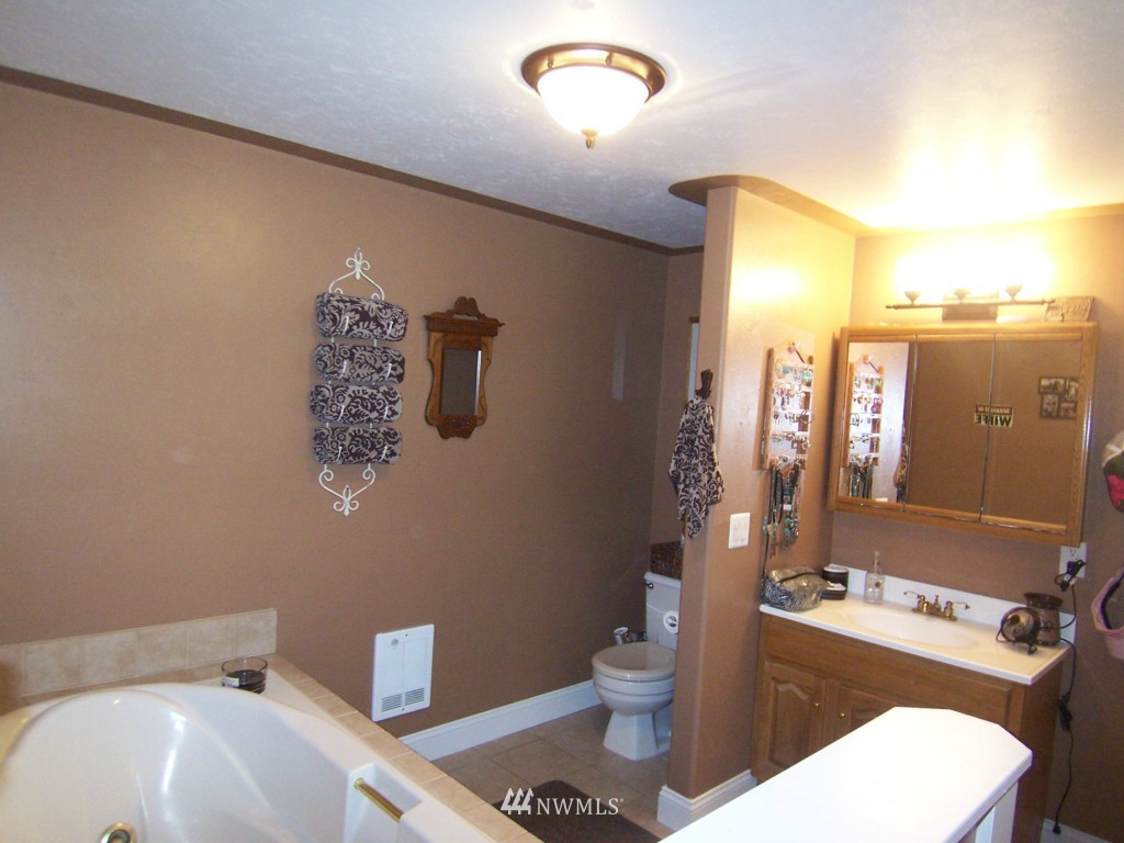 727 Mox Chehalis Road McCleary, WA 98557 - Photo 11 of 15 Gallery Image 11
