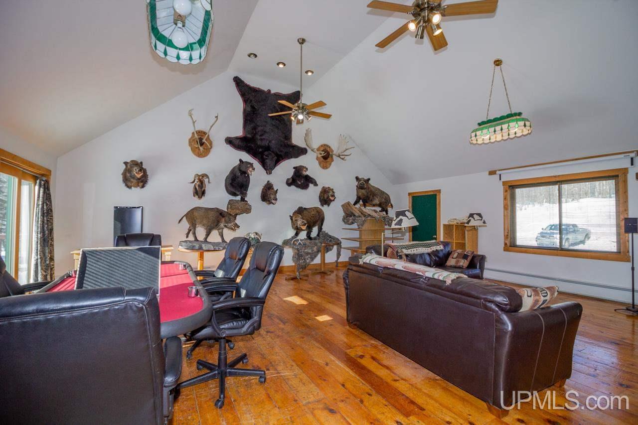 324 East County Road Negaunee, MI 49866 - Photo 16 of 35