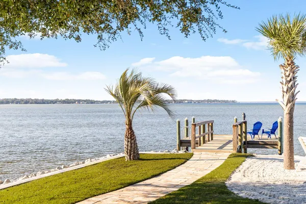 $5,690,000 | 221 Bay Cir Drive, Santa Rosa Beach, FL 32459