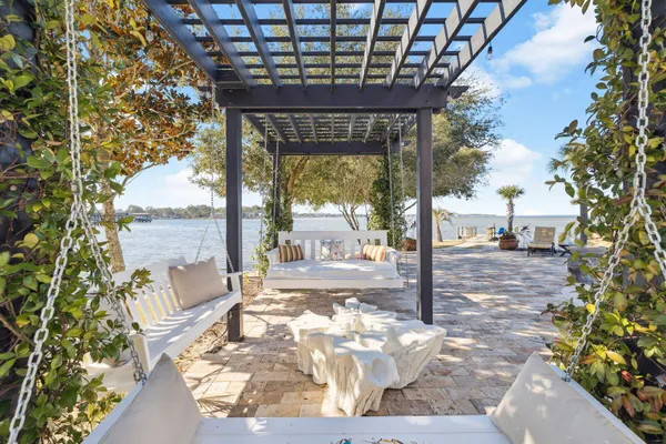 $5,690,000 | 221 Bay Cir Drive, Santa Rosa Beach, FL 32459