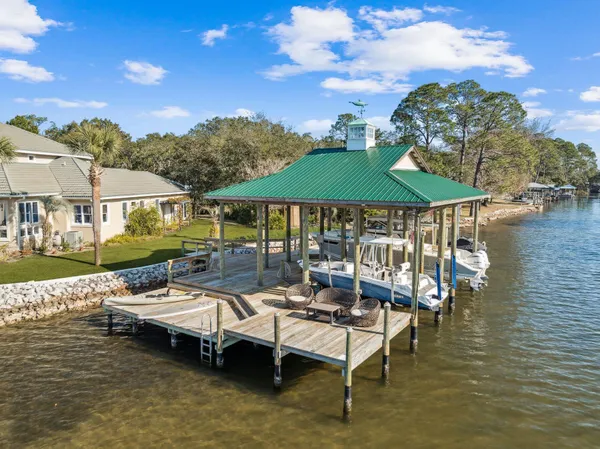 $5,690,000 | 221 Bay Cir Drive, Santa Rosa Beach, FL 32459