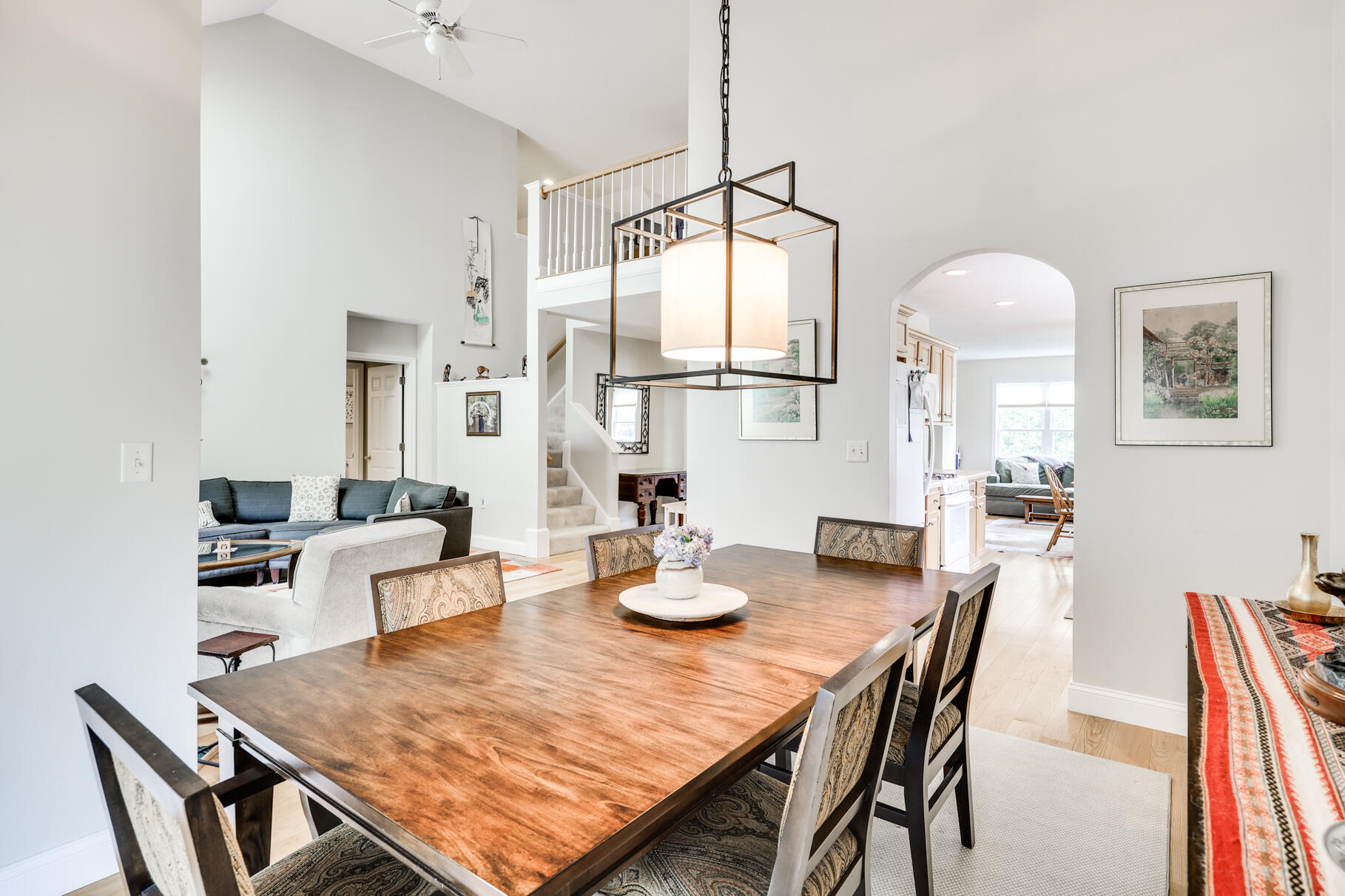 9 Stratford Ridge Mashpee, MA 02649 - Photo 18 of 34 a dining room with furniture and window