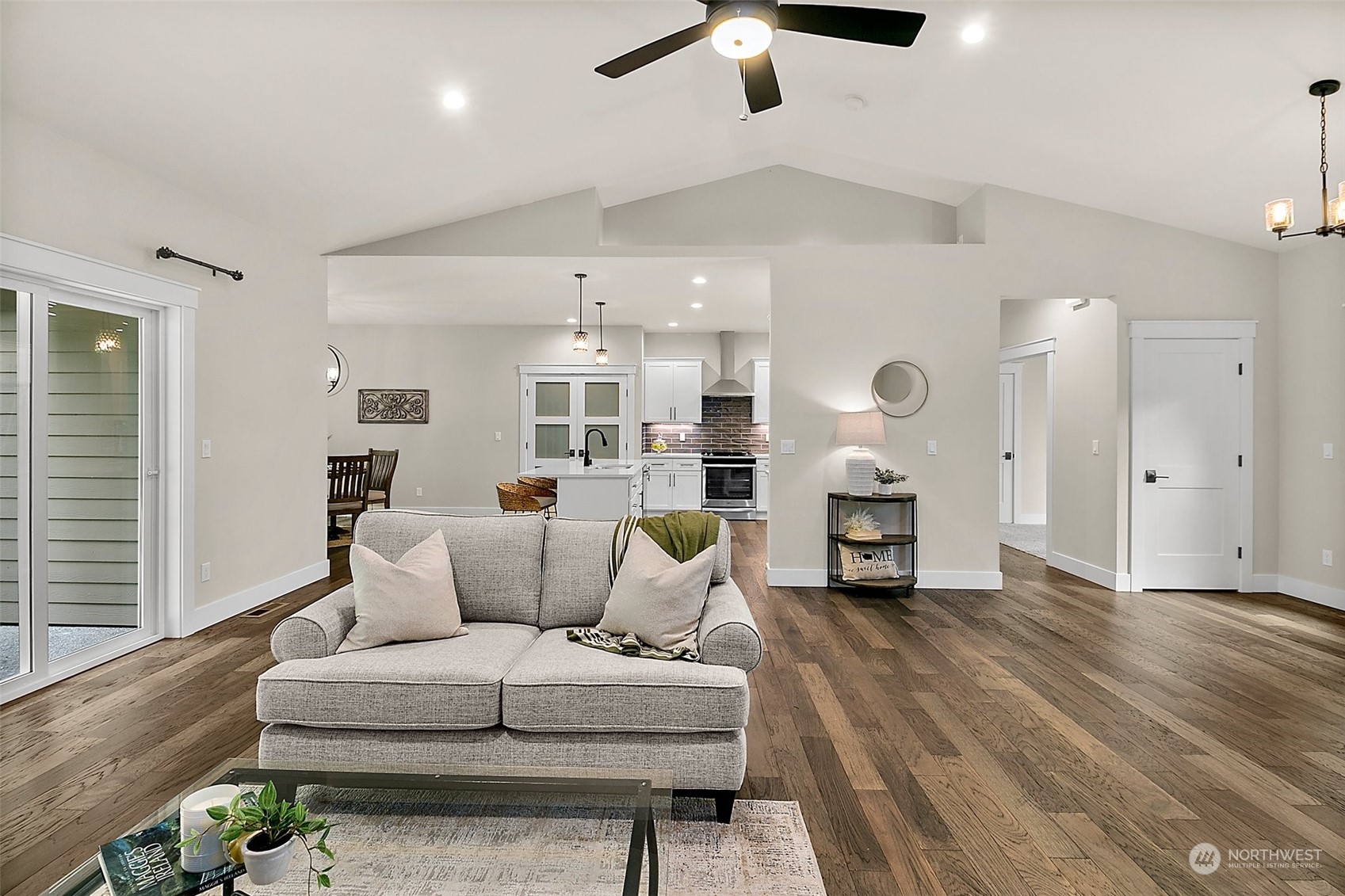 7628 Sidney Road Southwest Port Orchard, WA 98367 - Photo 6 of 39 Gallery Image 6