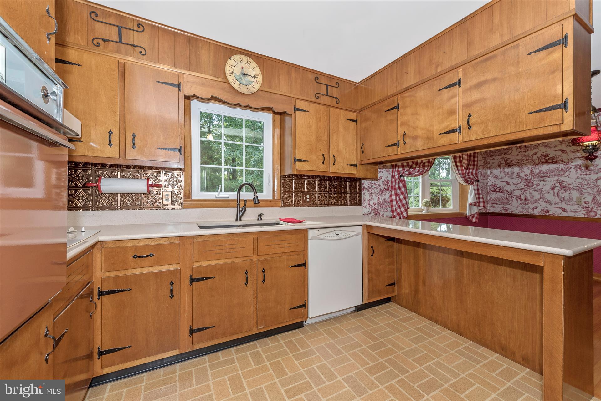 12539 Molasses Road Union Bridge, MD 21791 - Photo 19 of 30 a kitchen with stainless steel appliances granite countertop a sink and a stove