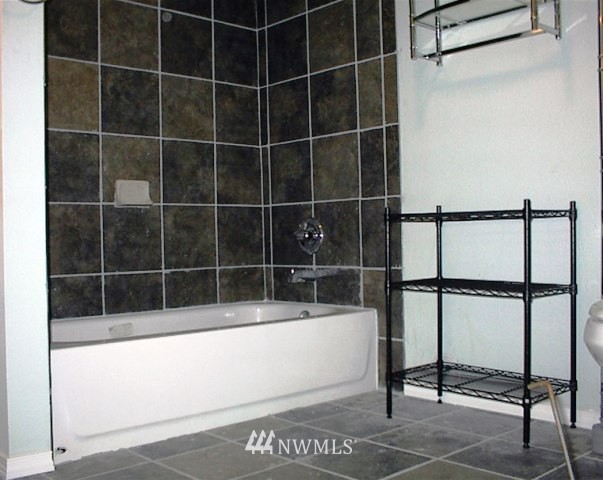 17529 151st Avenue Southeast, Unit 75 Renton, WA 98058 - Photo 8 of 11 Gallery Image 8