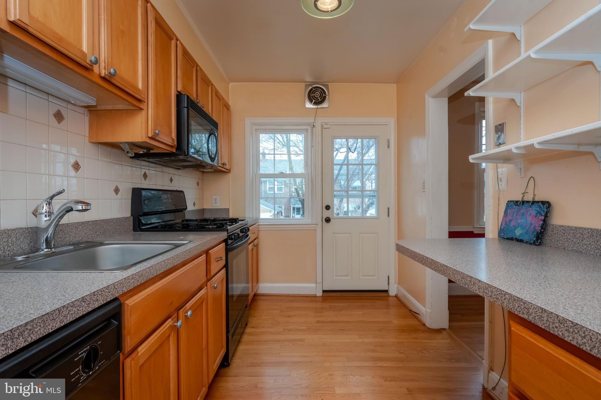 402 Overbrook Road Baltimore, MD 21212 - Photo 12 of 43