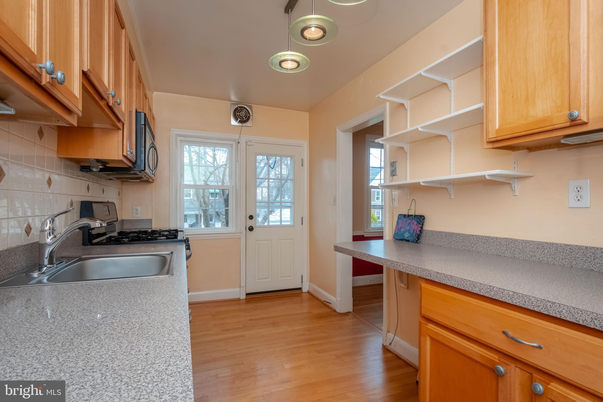 402 Overbrook Road Baltimore, MD 21212 - Photo 14 of 43