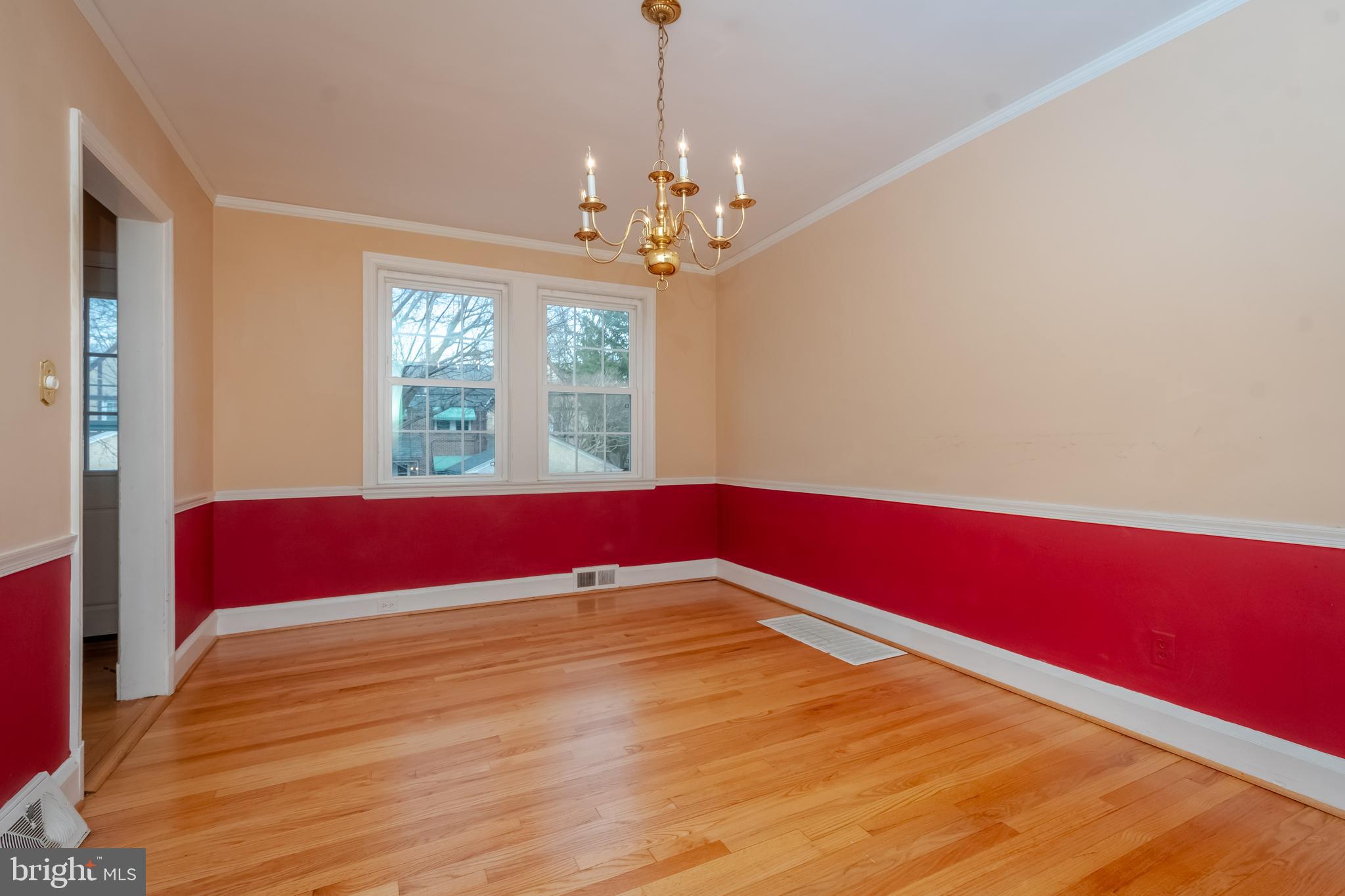 402 Overbrook Road Baltimore, MD 21212 - Photo 9 of 43