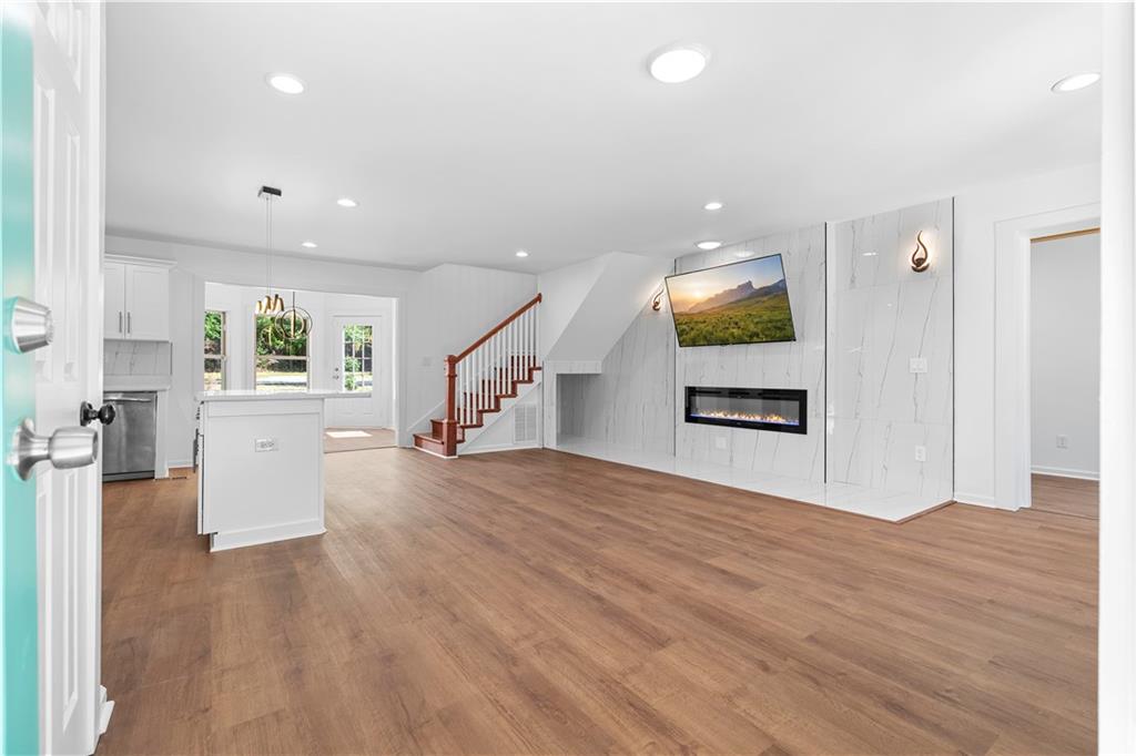 1689 Derry Avenue Southwest Atlanta, GA 30310 - Photo 5 of 45