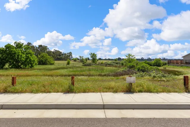 $738,177 | 816 Cross Crk Lane, Unit LOT68, Lincoln, CA 95648