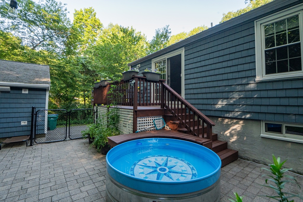 53 Bulfinch Road Lynn, MA 01902 - Photo 6 of 42