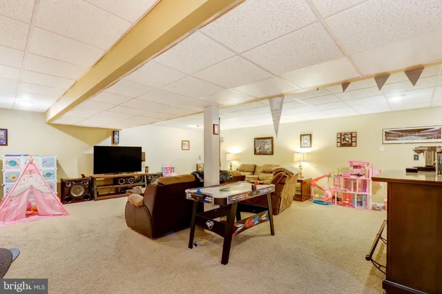 $450,000 | 176 Fairway Drive, Denver, PA 17517