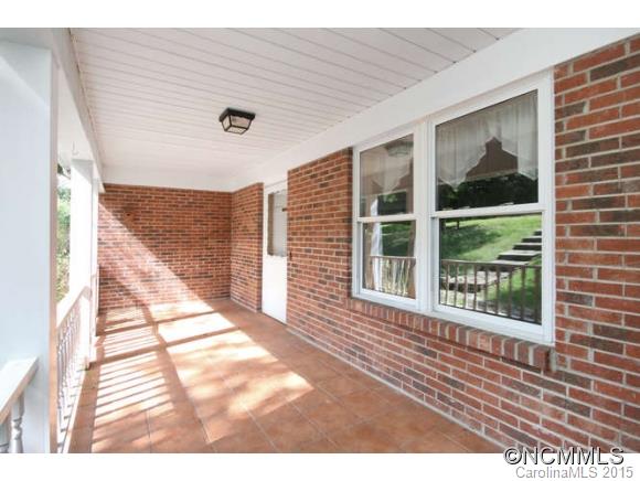 563 Rector Corner Road Marshall, NC 28753 - Photo 3 of 23 Gallery Image 3