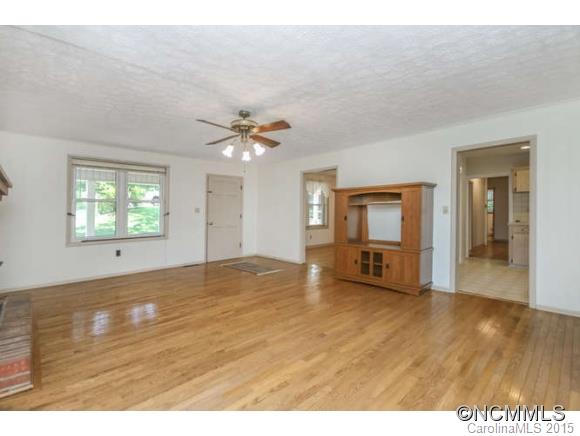 563 Rector Corner Road Marshall, NC 28753 - Photo 7 of 23 Gallery Image 7