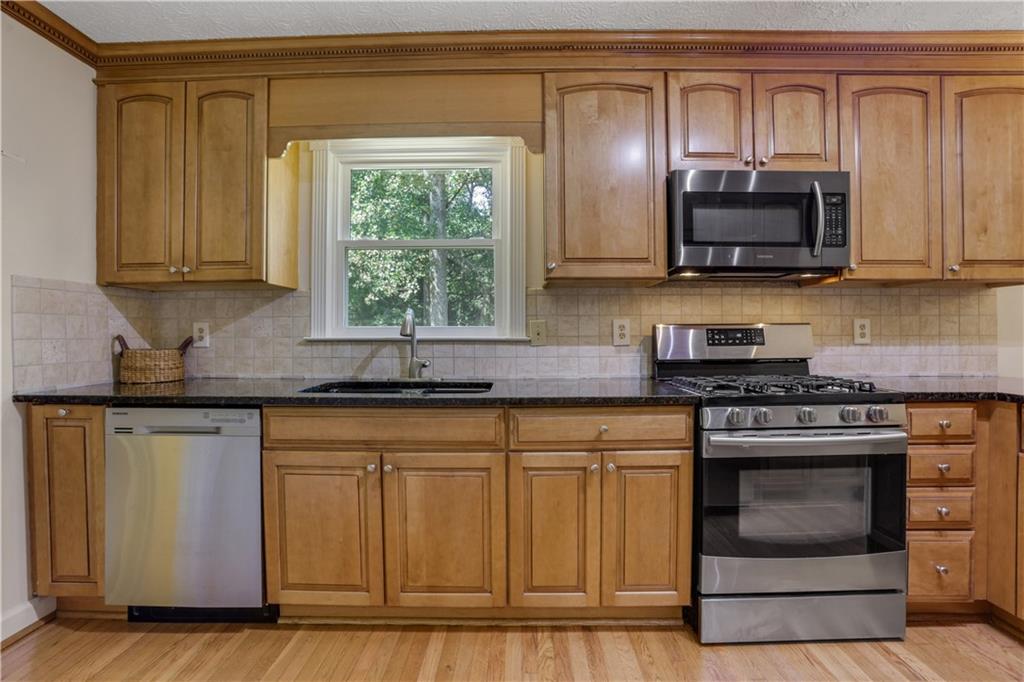 6268 Old Stone Mountain Road Tucker, GA 30087 - Photo 17 of 70