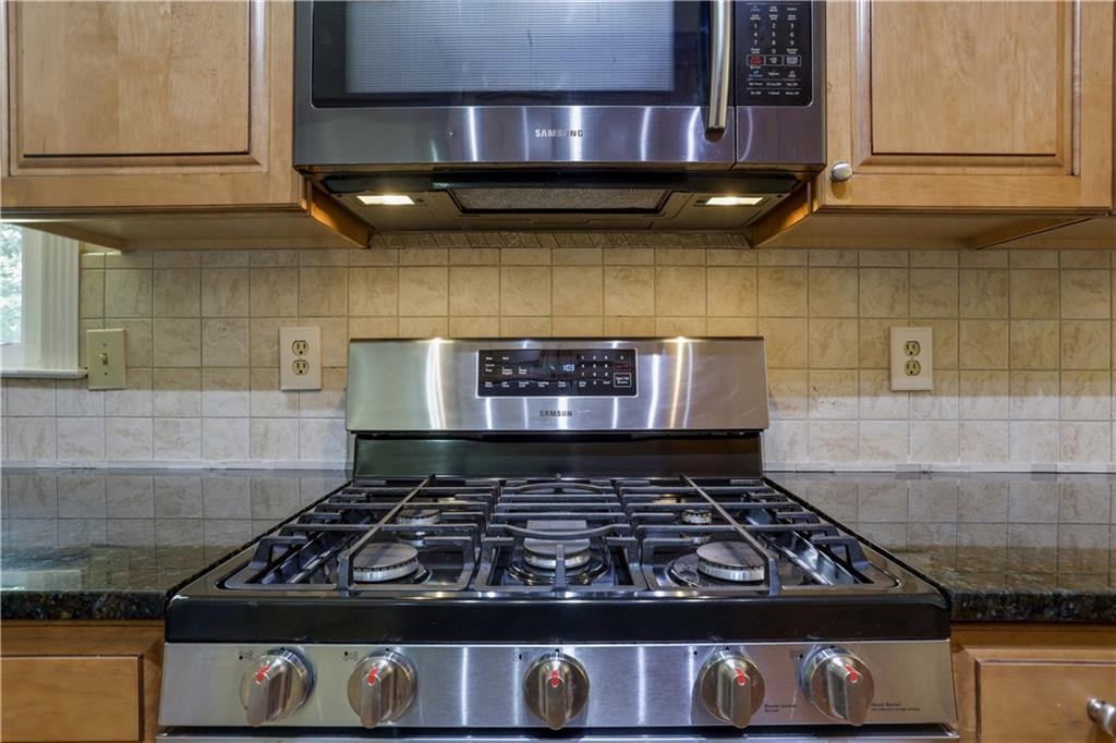 6268 Old Stone Mountain Road Tucker, GA 30087 - Photo 18 of 70