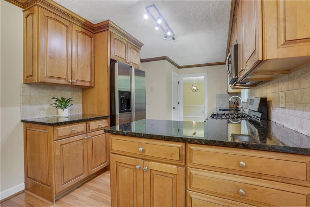 6268 Old Stone Mountain Road Tucker, GA 30087 - Photo 20 of 70