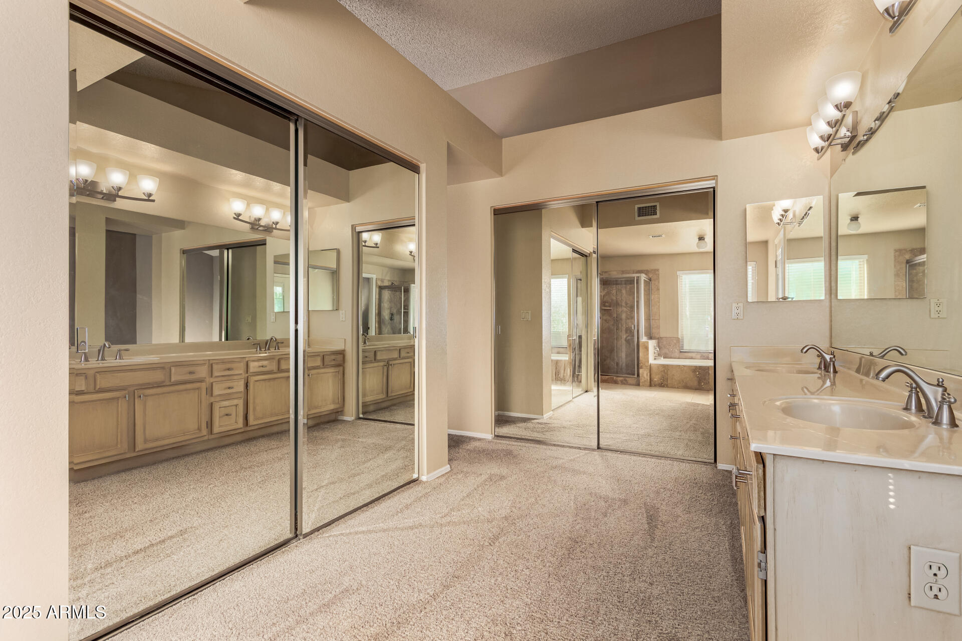 1007 East Secretariat Drive Tempe, AZ 85284 - Photo 21 of 35 21-Secretariat