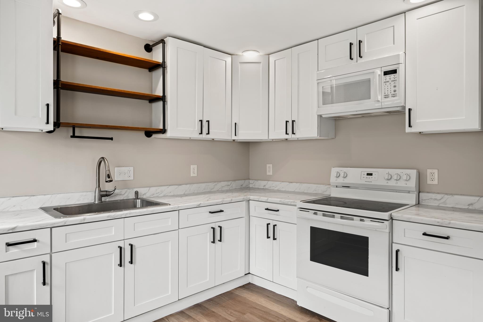 168 Silver Lake Drive Clementon, NJ 08021 - Photo 10 of 18