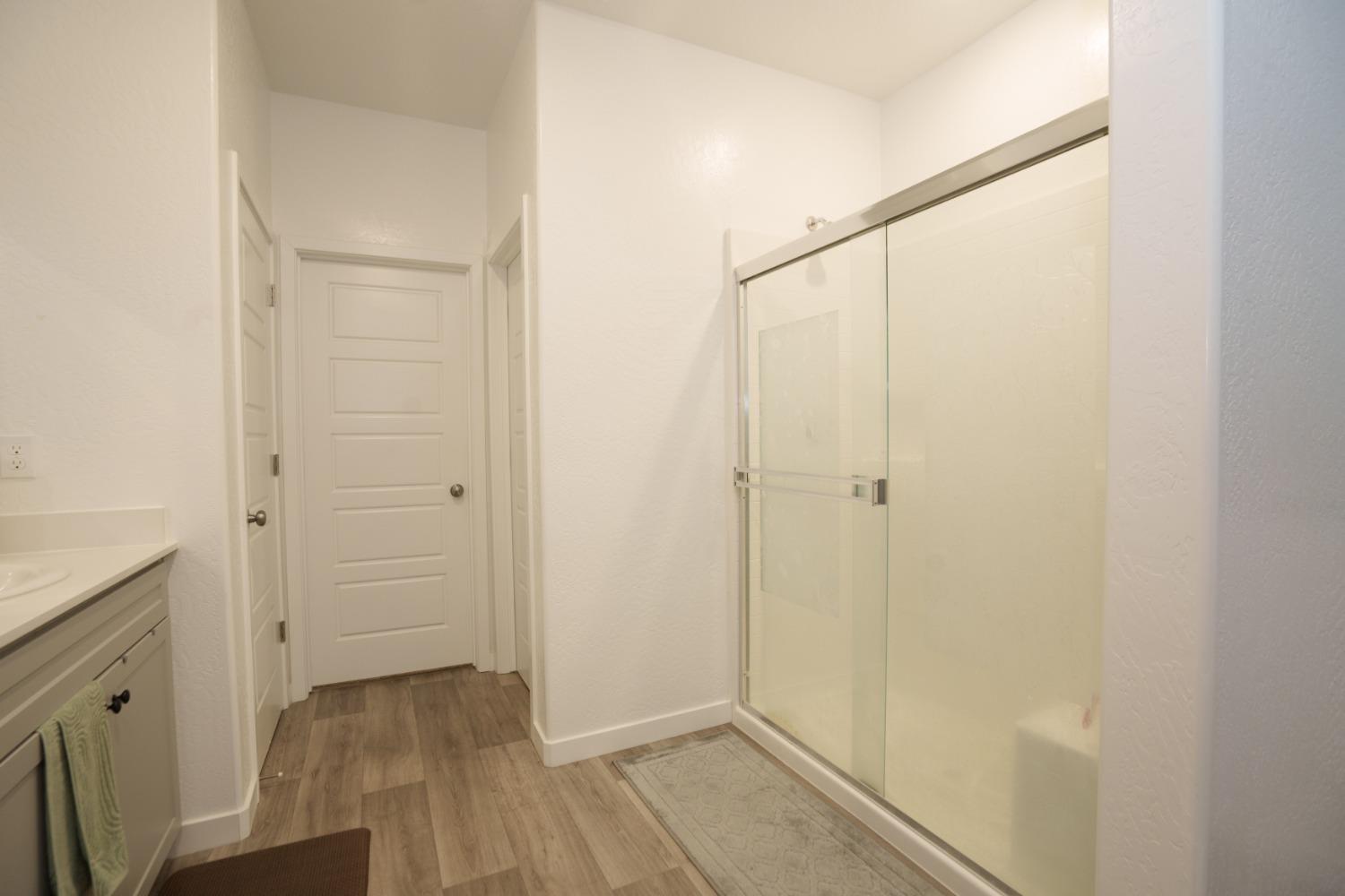 5769 West Austin Way Fresno, CA 93722 - Photo 19 of 32 a view of an empty room
