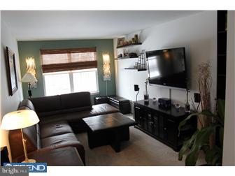829 North Forklanding Road Maple Shade, NJ 08052 - Photo 2 of 12 Family Room