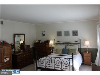 829 North Forklanding Road Maple Shade, NJ 08052 - Photo 8 of 12 Bedroom - Main