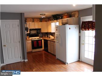 829 North Forklanding Road Maple Shade, NJ 08052 - Photo 9 of 12 Kitchen