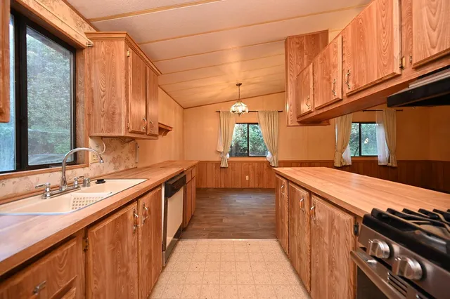 a view of an outdoor space and a yard