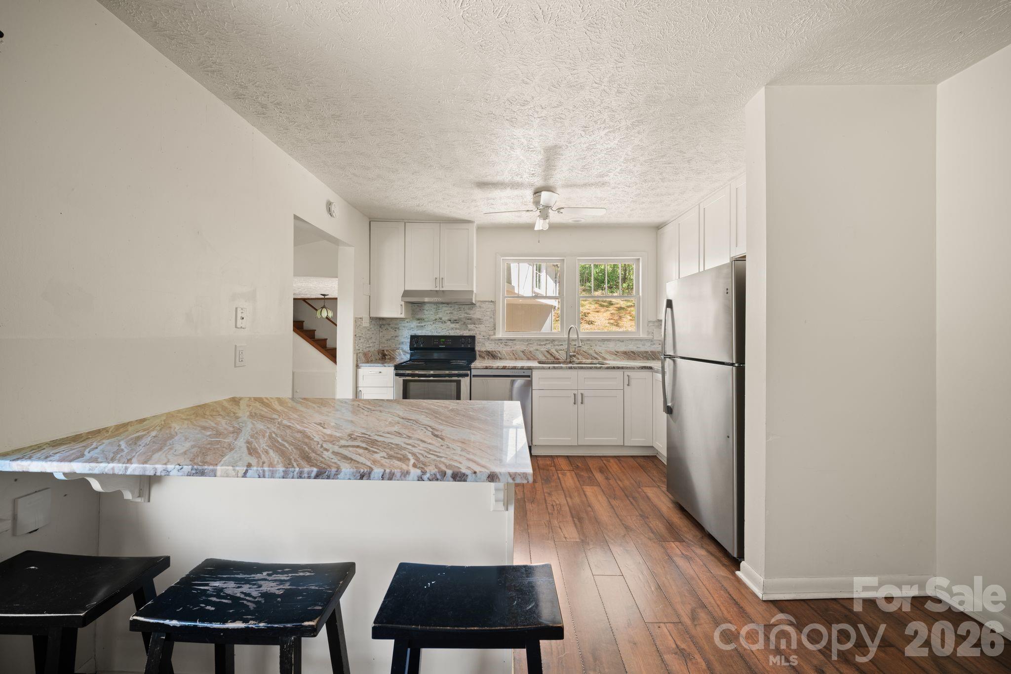 290 Hookers Gap Road Candler, NC 28715 - Photo 7 of 43