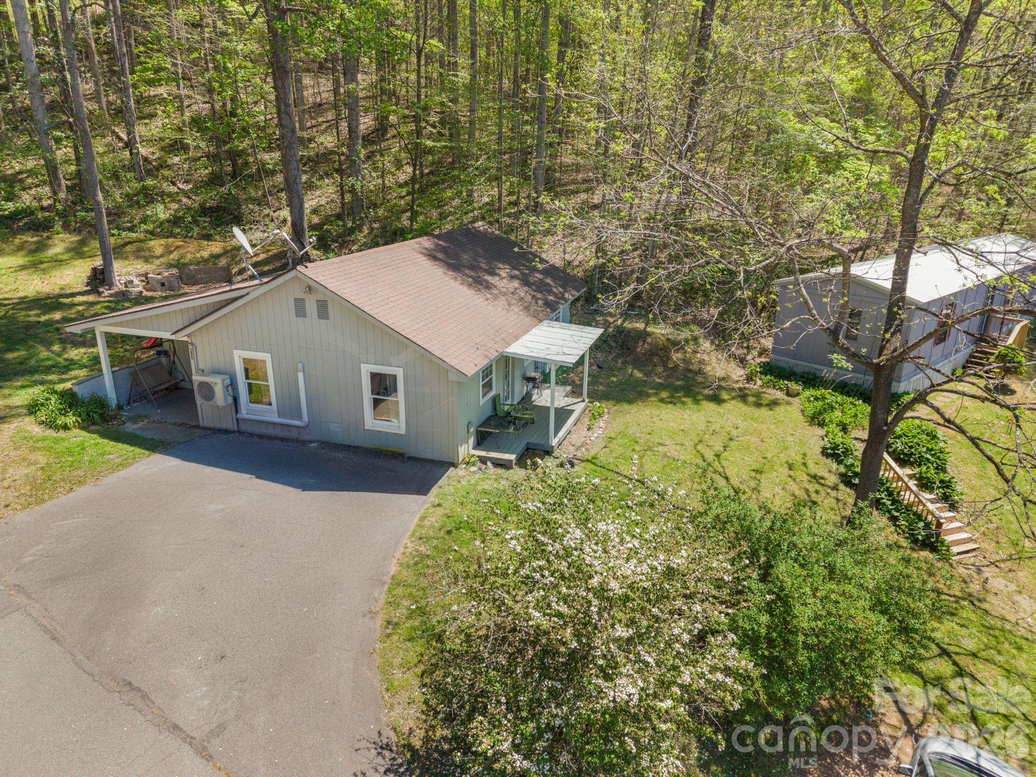 290 Hookers Gap Road Candler, NC 28715 - Photo 8 of 43