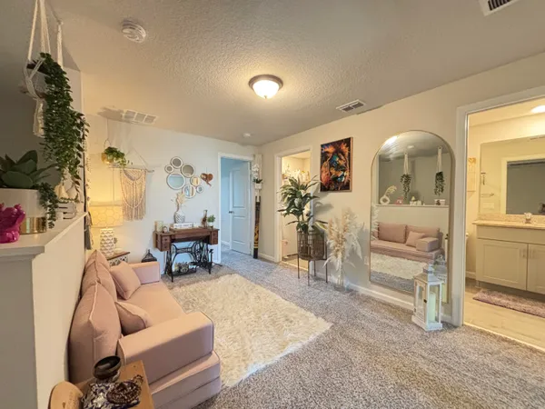 $2,500 | 2410 Southeast Tarvest Way, Stuart, FL 34997