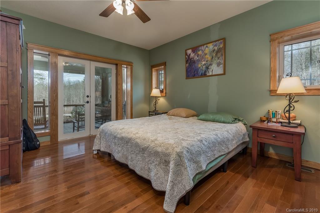 333 Bothwell Road Hendersonville, NC 28792 - Photo 12 of 34 Gallery Image 12